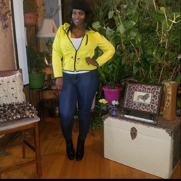 Yellow Ralph Lauren Large Petite Jacket - Picture 2 of 8